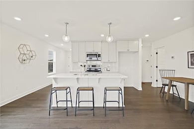 1406 Newport Ln, Raymore, MO 64083 - photo 4