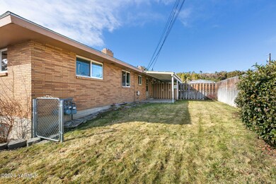 4-web-or-mls-Nelson_240304_AlpineWay_Yak