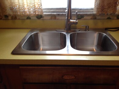 New Kitchen Double Sinks
