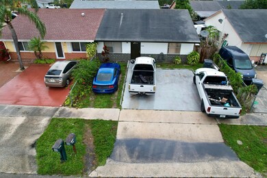 4808 Saratoga Rd, West Palm Beach, FL 33415 - photo 2