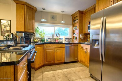 808 Fernwood St, Emmaus, PA 18049 - photo 6