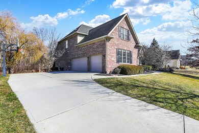 2850 Sawtooth Oak Cir, Westfield, IN 46074 - photo 2