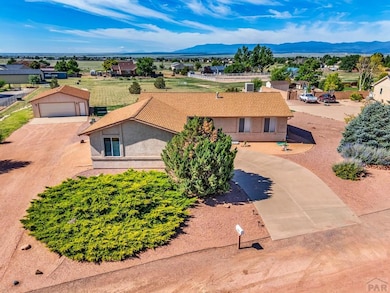 922 W Saguache Dr, Pueblo, CO 81007 - photo 2