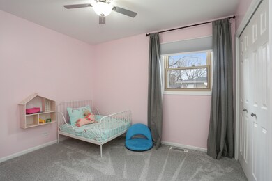 1679 E Forest Ave, Des Plaines, IL 60018 - photo 2