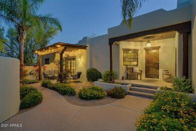 Beautiful Courtyard Entry
