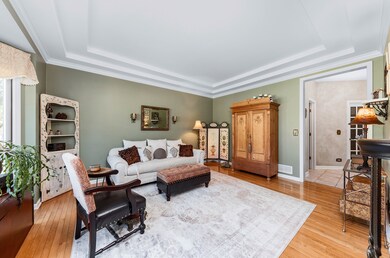 4376 Camelot Cir, Naperville, IL 60564 - photo 4