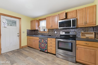 55 Pine St, Granville, NY 12832 - photo 3