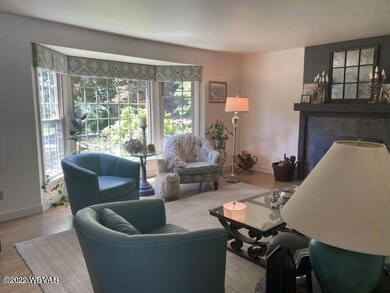 3 Living Room