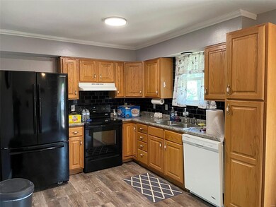 410 Aldergate St, Farmington, MO 63640 - photo 4