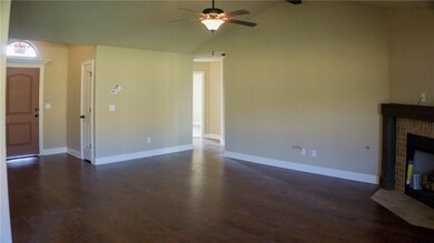 1284 Silver Oak St, Elkins, AR 72727 - photo 5