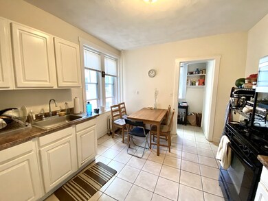 7 Devotion St unit 2, Brookline, MA 02446 - photo 6