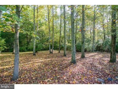 820 W Quillytown Rd, Penns Grove, NJ 08069 - photo 2