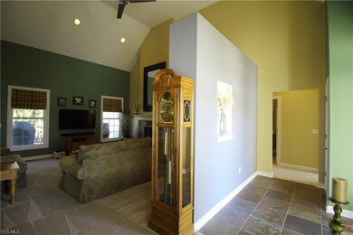 547 E Pioneer Trail, Aurora, OH 44202 - photo 2