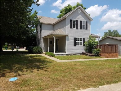 1009 W Lilac St, Rogers, AR 72756 - photo 2