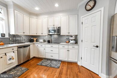 21994 Short Bow Ct, California, MD 20619 - photo 5