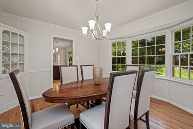 904 Country Club Dr NE, Vienna, VA 22180 - photo 6