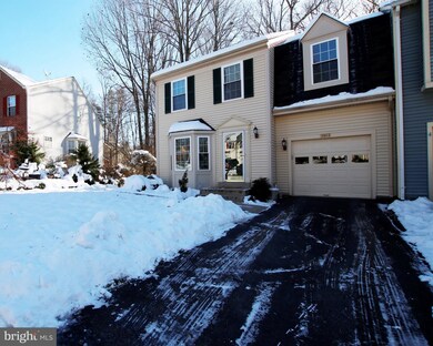 7913 Gambrill Ct, Springfield, VA 22153 - photo 2