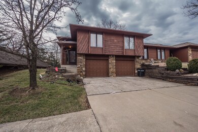 2913 Bluegrass Ct Columbia MO-print-043-