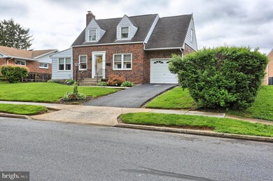 726 Carol St, New Cumberland, PA 17070 - photo 4