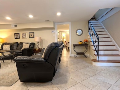 1829 Joseph St, New Orleans, LA 70115 - photo 3