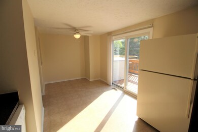 7427 Aspenpark Rd, Lorton, VA 22079 - photo 7