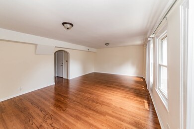 6042 N Washtenaw Ave unit 2, Chicago, IL 60659 - photo 6