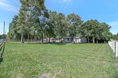 25271 Cedar Hill Dr, Hockley, TX 77447 - photo 3