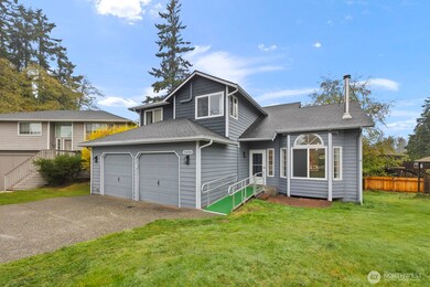 Digitally Decluttered Image