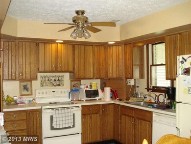 35720 Chief Rd, Mechanicsville, MD 20659 - photo 5