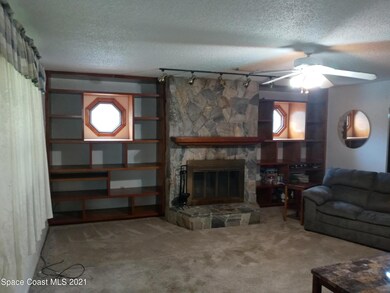 Living Room (1)