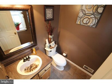 2702 Fallow Hill Ln, Jamison, PA 18929 - photo 4