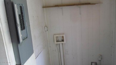 4560 Wheeler Ave, Jacksonville, FL 32210 - photo 4