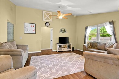 610 Ingle Dr, Ossian, IN 46777 - photo 7