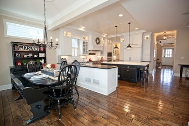 836 N Brainard St, Naperville, IL 60563 - photo 5