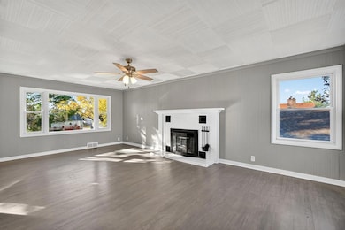 3265 E Washington Ave, Des Moines, IA 50317 - photo 3