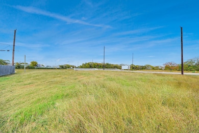 1618 Sens Rd, La Porte, TX 77571 - photo 3