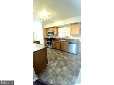 344 4th Ave, Lindenwold, NJ 08021 - photo 4