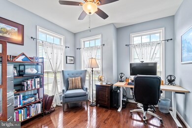 6671 Bartrams Forest Ln, Haymarket, VA 20169 - photo 4