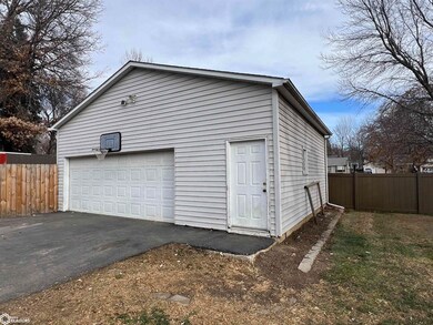 729 7th Ave, Coon Rapids, IA 50058 - photo 5