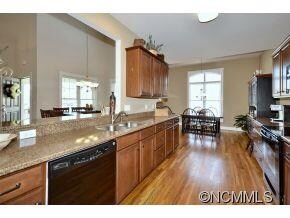 42 in Maple Cabinets, Granite