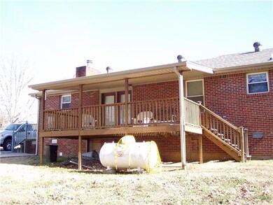 20' x 10' covered deck-approx. 5 yrs. old