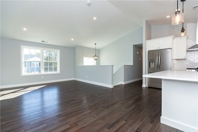 7 June Ct, West Warwick, RI 02816 - photo 5