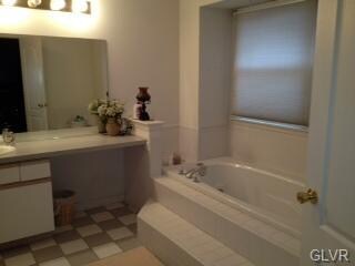 306 Surrey Place, Macungie, PA 18062 - photo 7