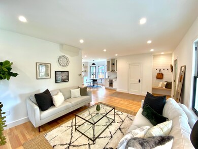 Living room 3