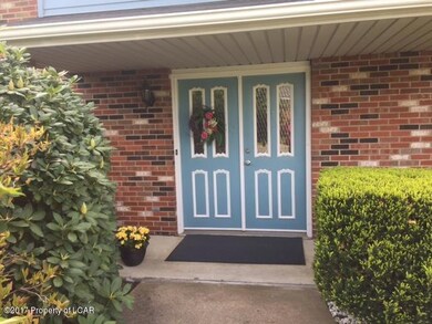 305 E Oriole Dr, Kingston, PA 18704 - photo 4