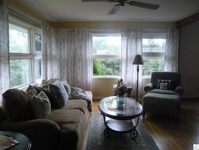 217 217 S 36th Ave E, Duluth, MN 55804 - photo 2