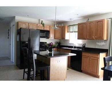 20 Christine St, Worcester, MA 01606 - photo 2