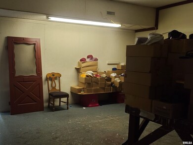 1001 N Main St, Harrisburg, IL 62946 - photo 5