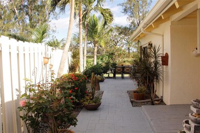 3628 E Forge Rd unit 14, Davie, FL 33328 - photo 3