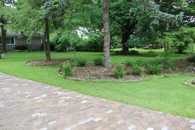 3841 Karl Rd, Columbus, OH 43224 - photo 2